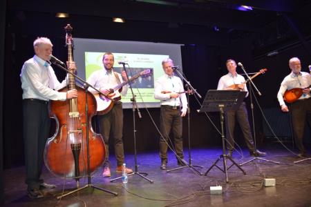 Za Mirno z ljubeznijo (8)